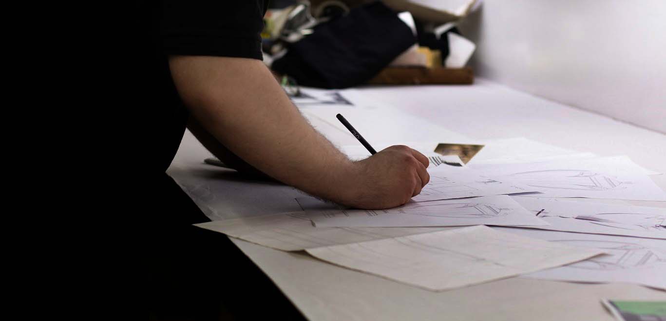 Thomas Lyte designer, designing the Six Nations Trophy