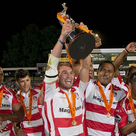JP-Morgan-Premiership-Rugby-7s-Trophy-winners