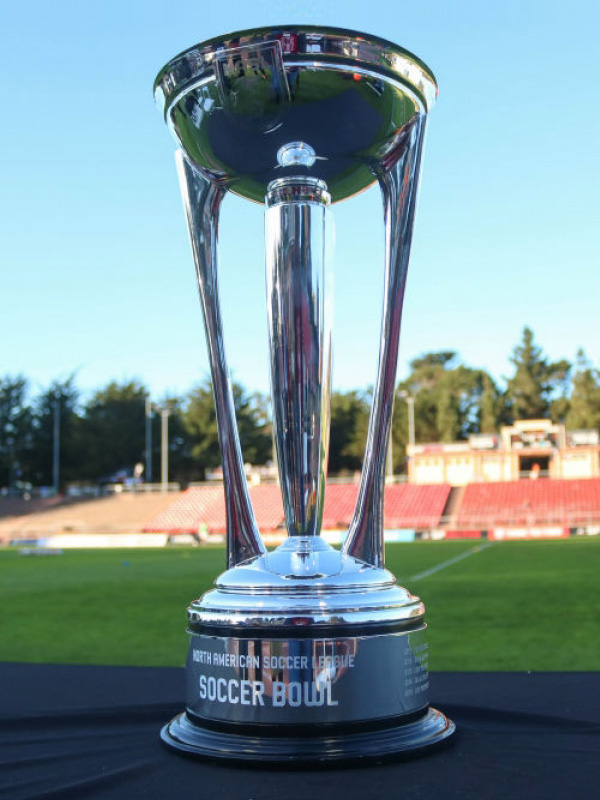 NASL-soccer-trophy-manufacturer