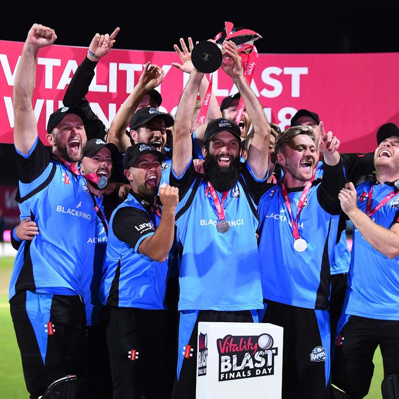 Worcestershire lift Vitality Blast T20 cricket trophy