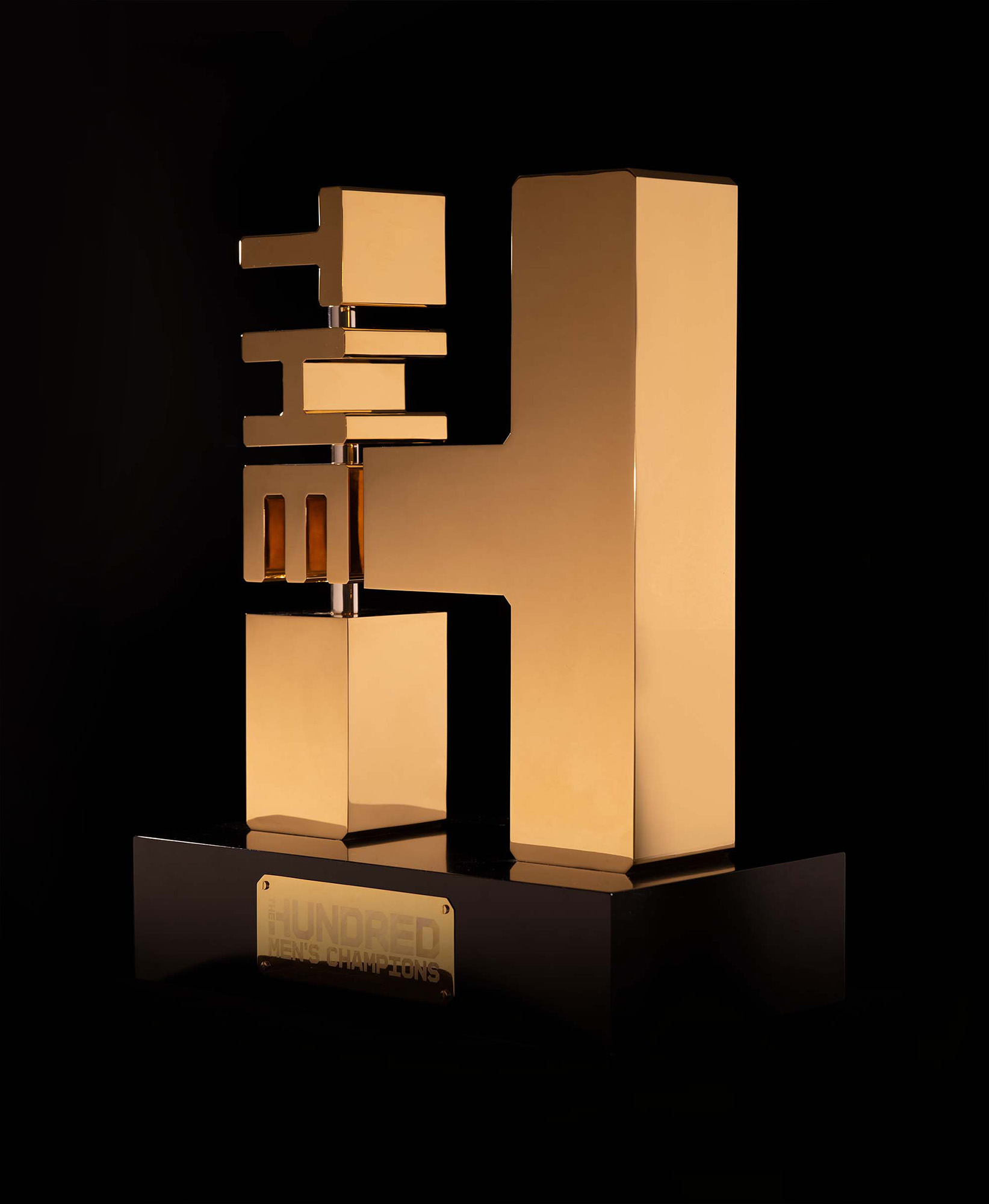 designers-and-makers-of-the-hundred-trophy
