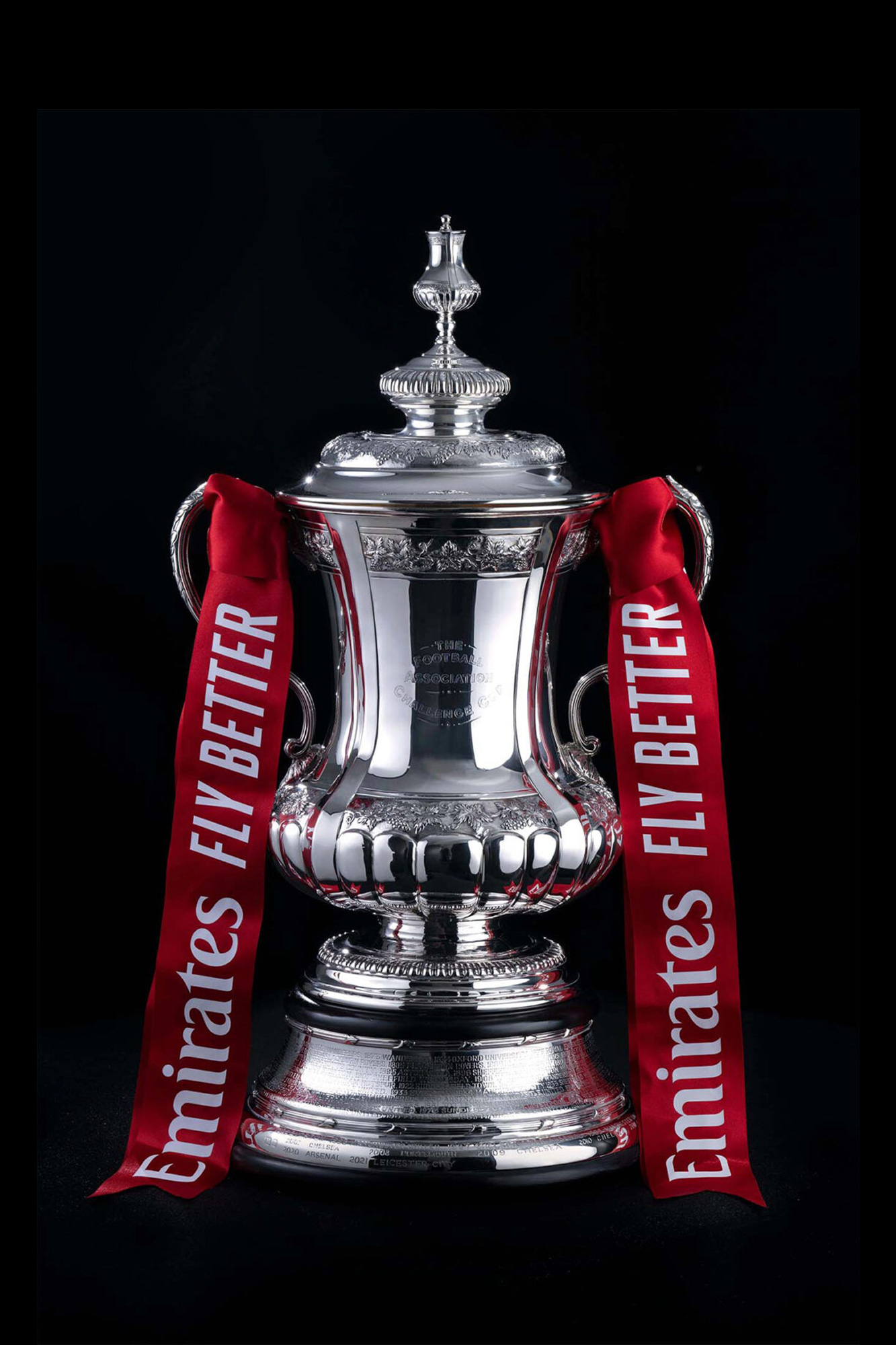 thomas lyte makers of the emirates fa cup portrait