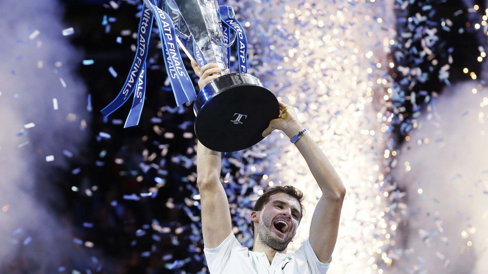 atp-singles-trophy-lifted-by-medvedev-tl