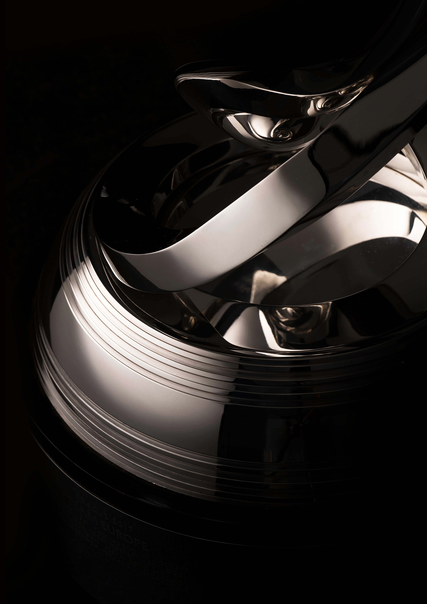 bespoke-trophy-design-for-the-laver-cup