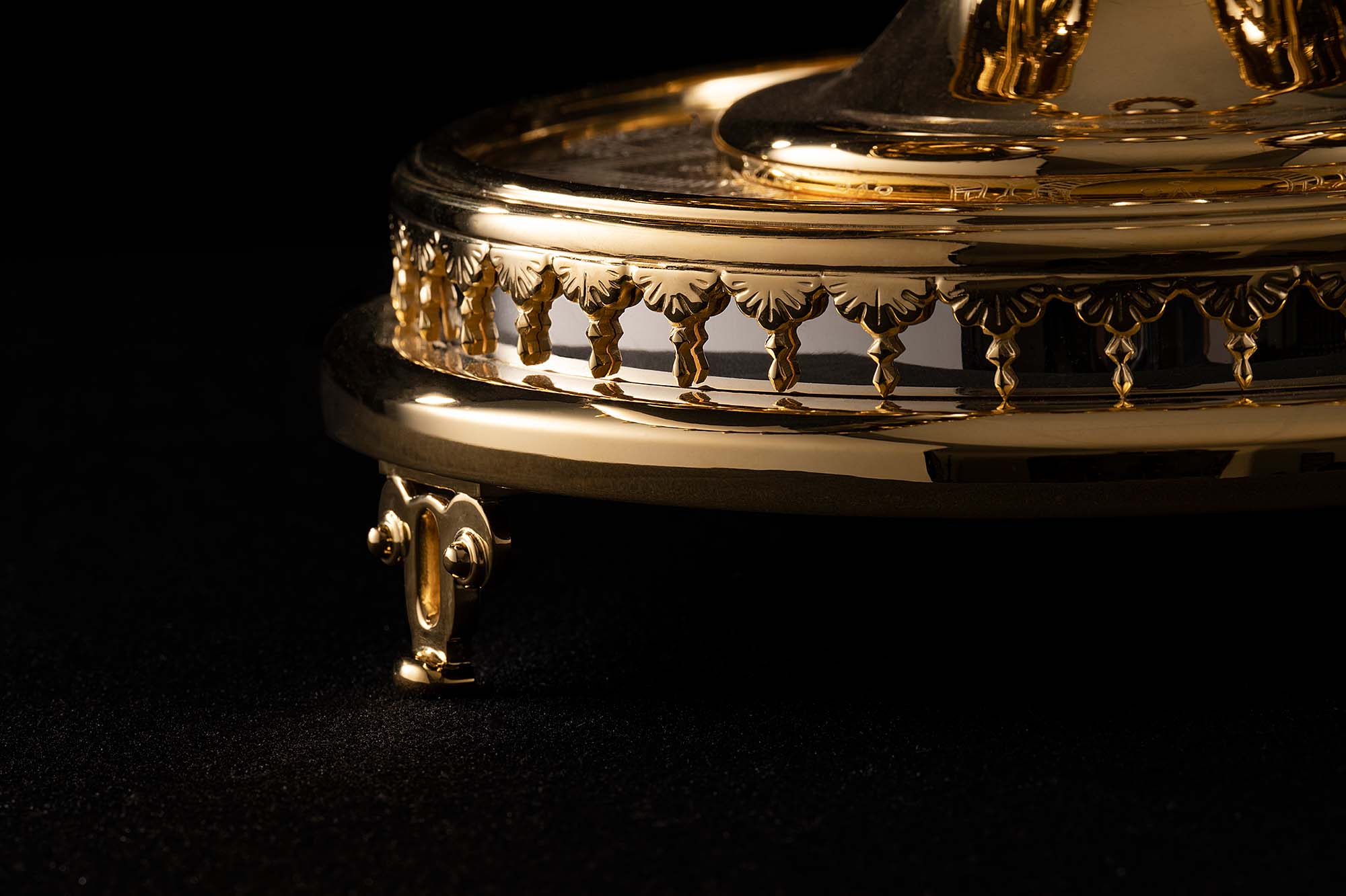 royal-palace-oman-bespoke-objet