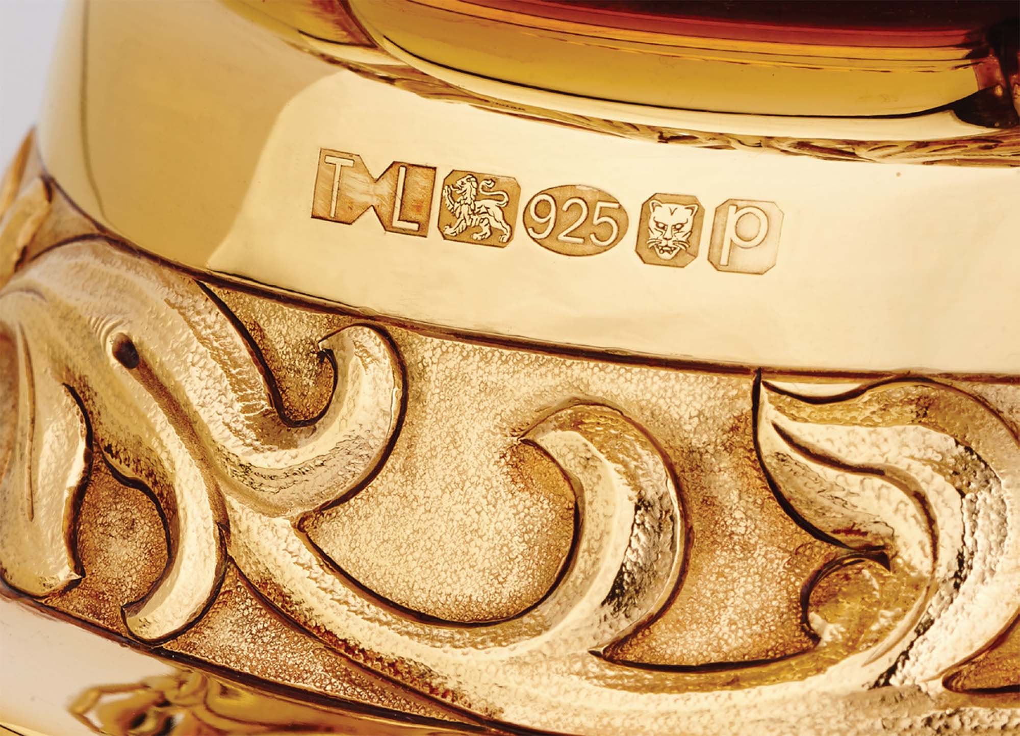 thomas-lyte-hallmark-gold