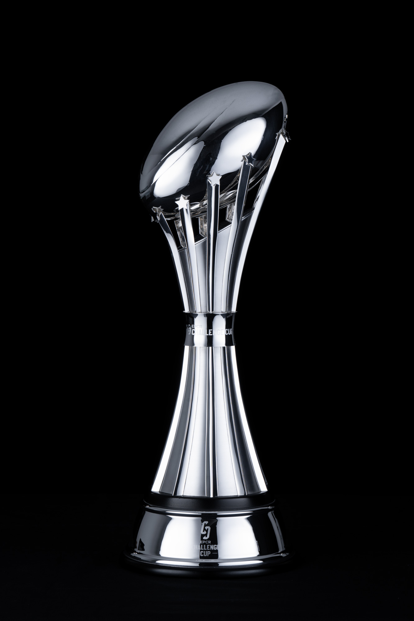 Designers-and-Makers-of-the-EPCR-Challenge-Cup-Trophy—1333×2000