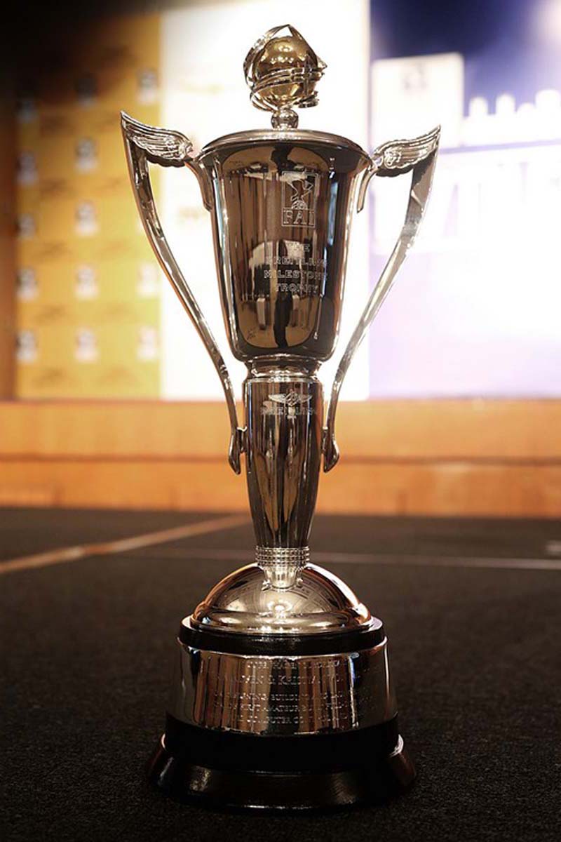 FAI-breitling-awards-trophy-silversmiths