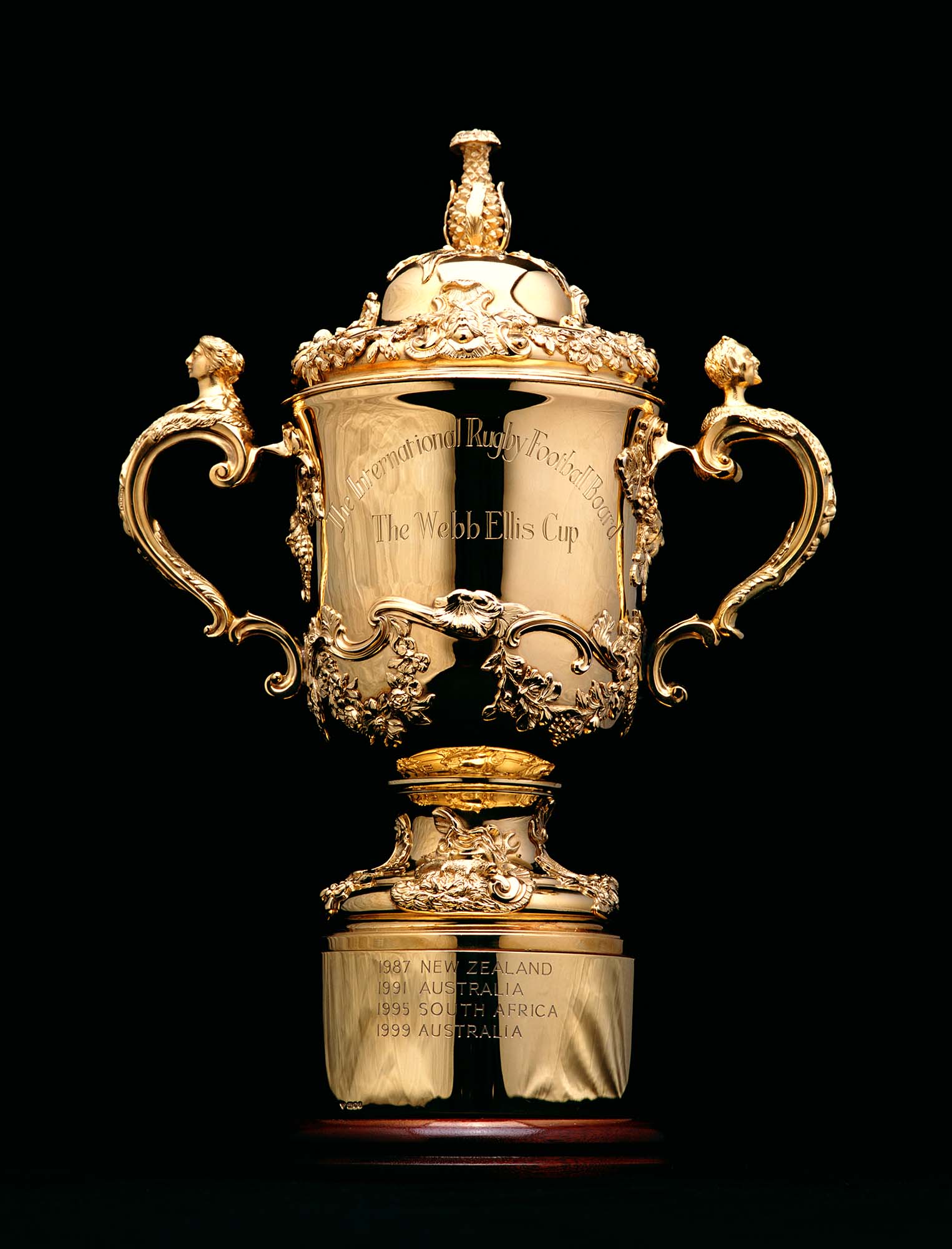 rugby-world-cup-webb-ellis-cup-restoration-by-thomas-lyte