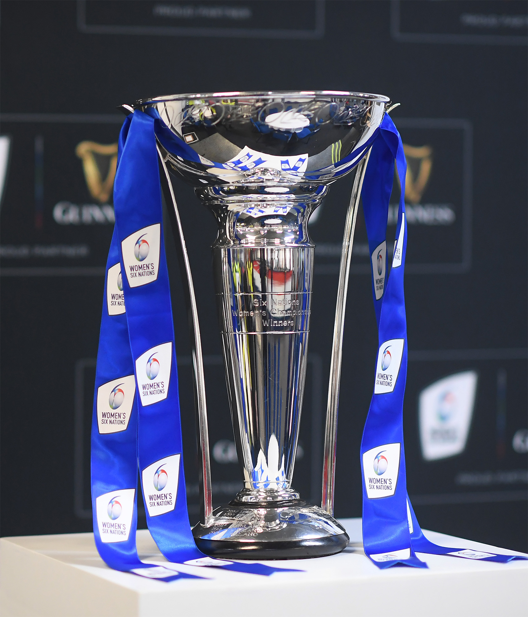 womens-six-nations-trophy-made-by-thomas-lyte