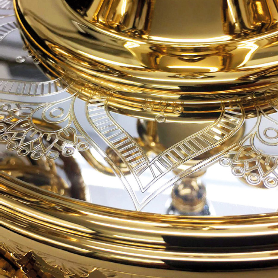 bespoke-epergne-gold-plating