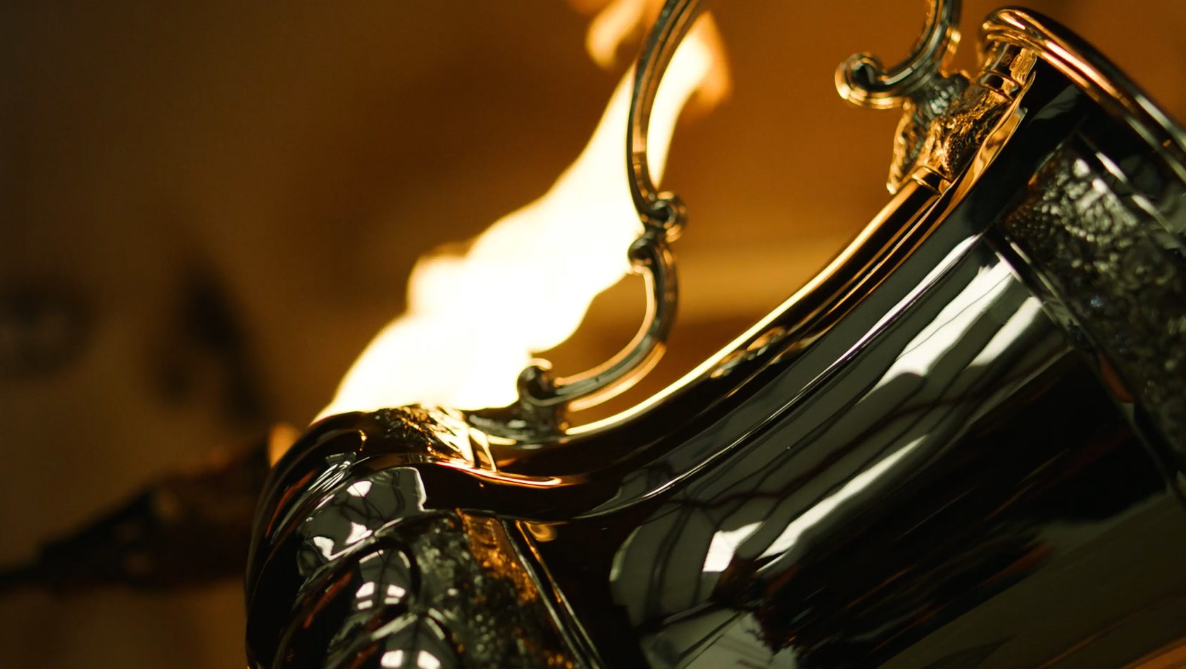 Custom trophy makers emirates fa cup