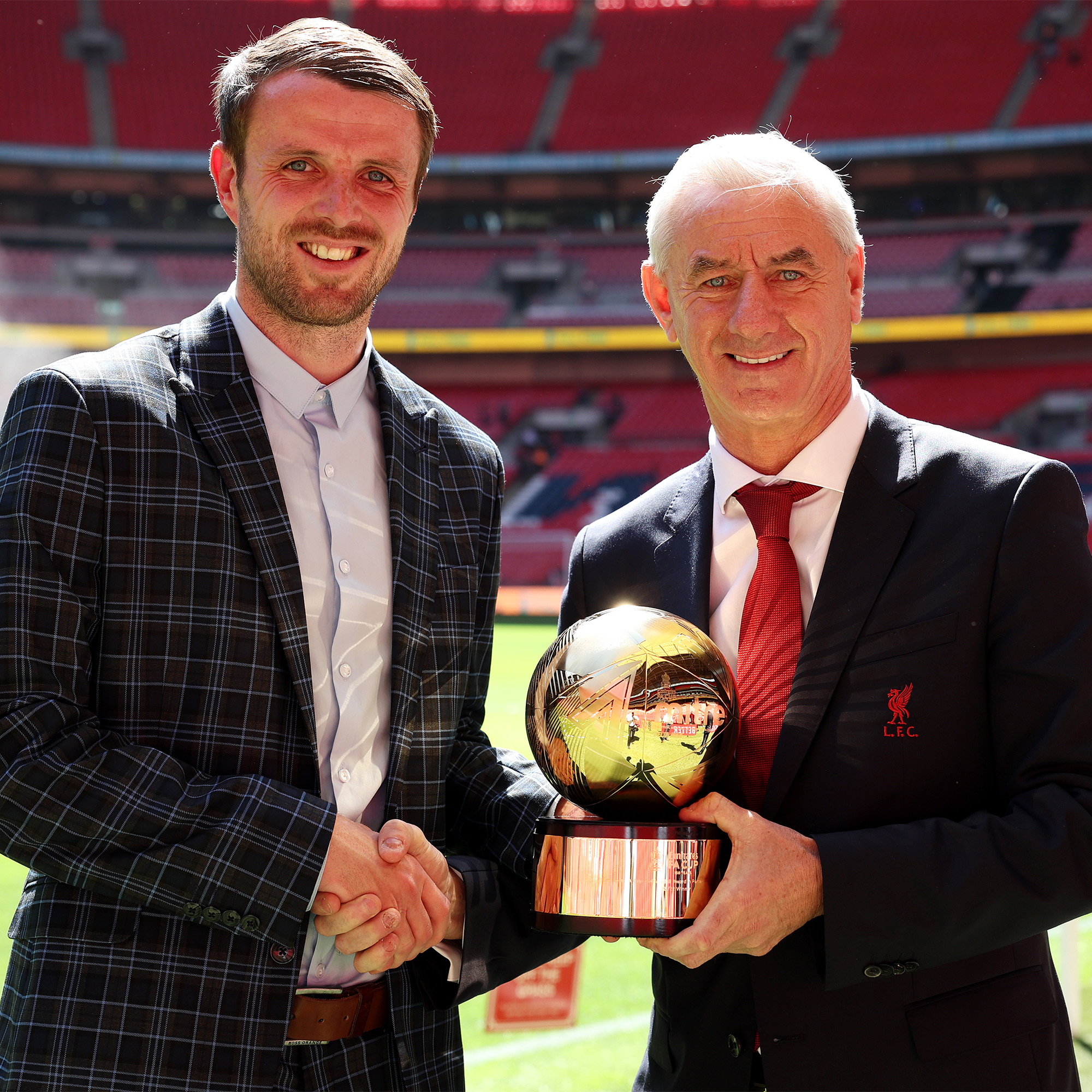 top-scorer-of-fa-cup-receives-golden-ball-award