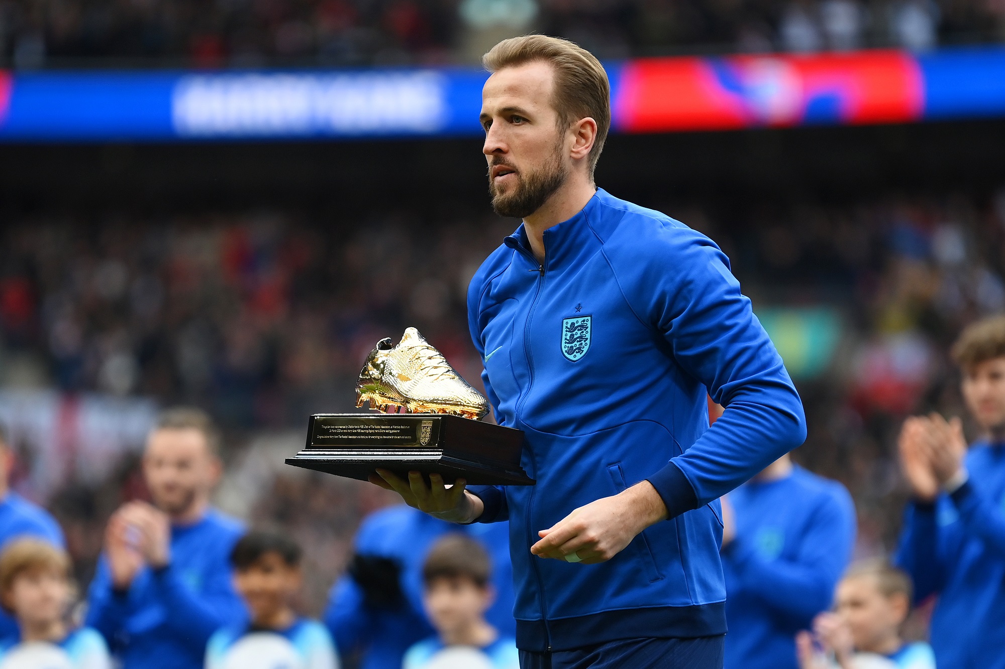 Harry Kane: Striker Wins the Golden Boot - Thomas Lyte