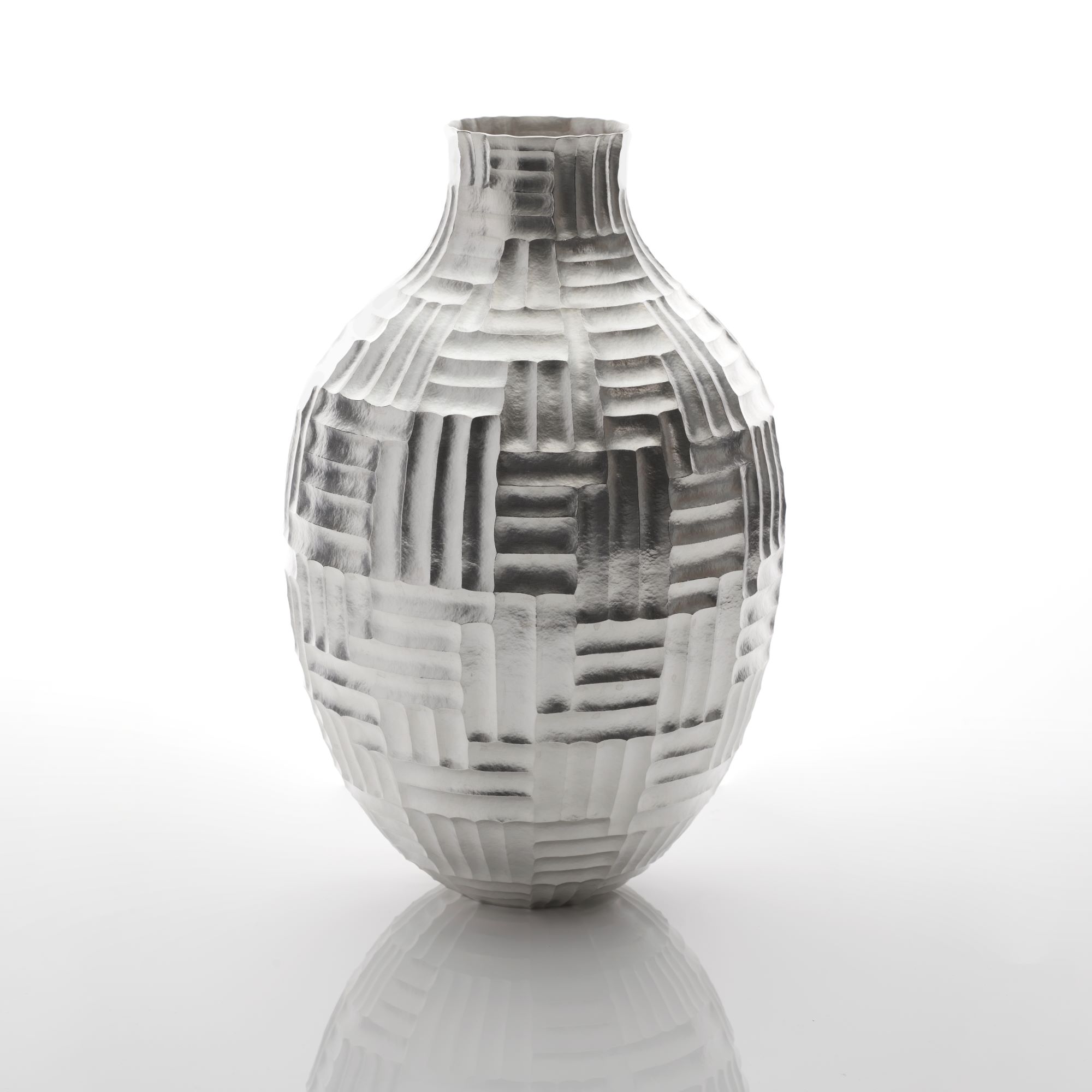 Treasure House Fair - London - ADRIAN SASSOON - Hirushi Suzuki, Large Seni Vase - Square
