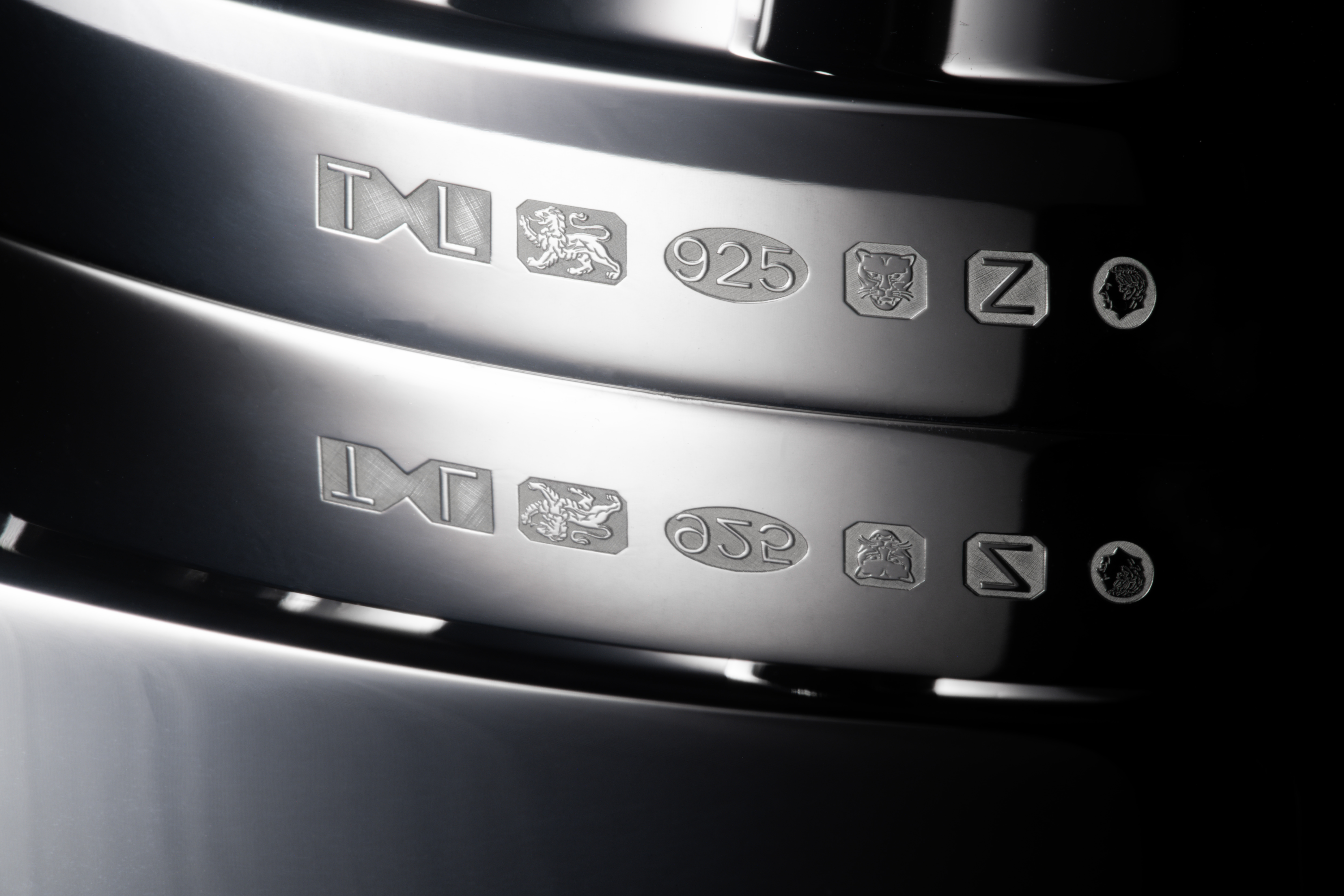 Louis Vuitton Cup Makers Thomas Lyte - Hallmark3