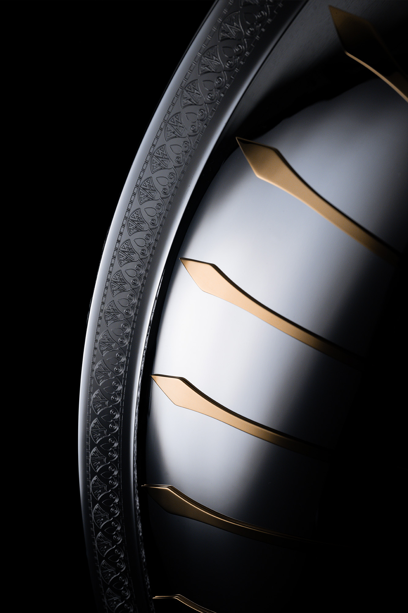 Egyptian Premier League Shield Designers and Makers Thomas Lyte - Rim Engraving - Portrait