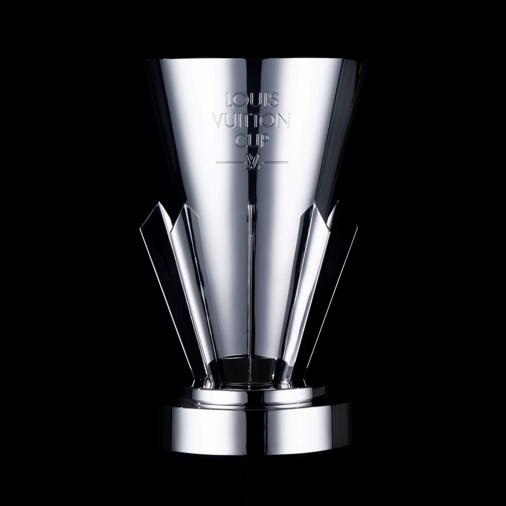 Louis Vuitton Cup Makers Thomas Lyte - featured
