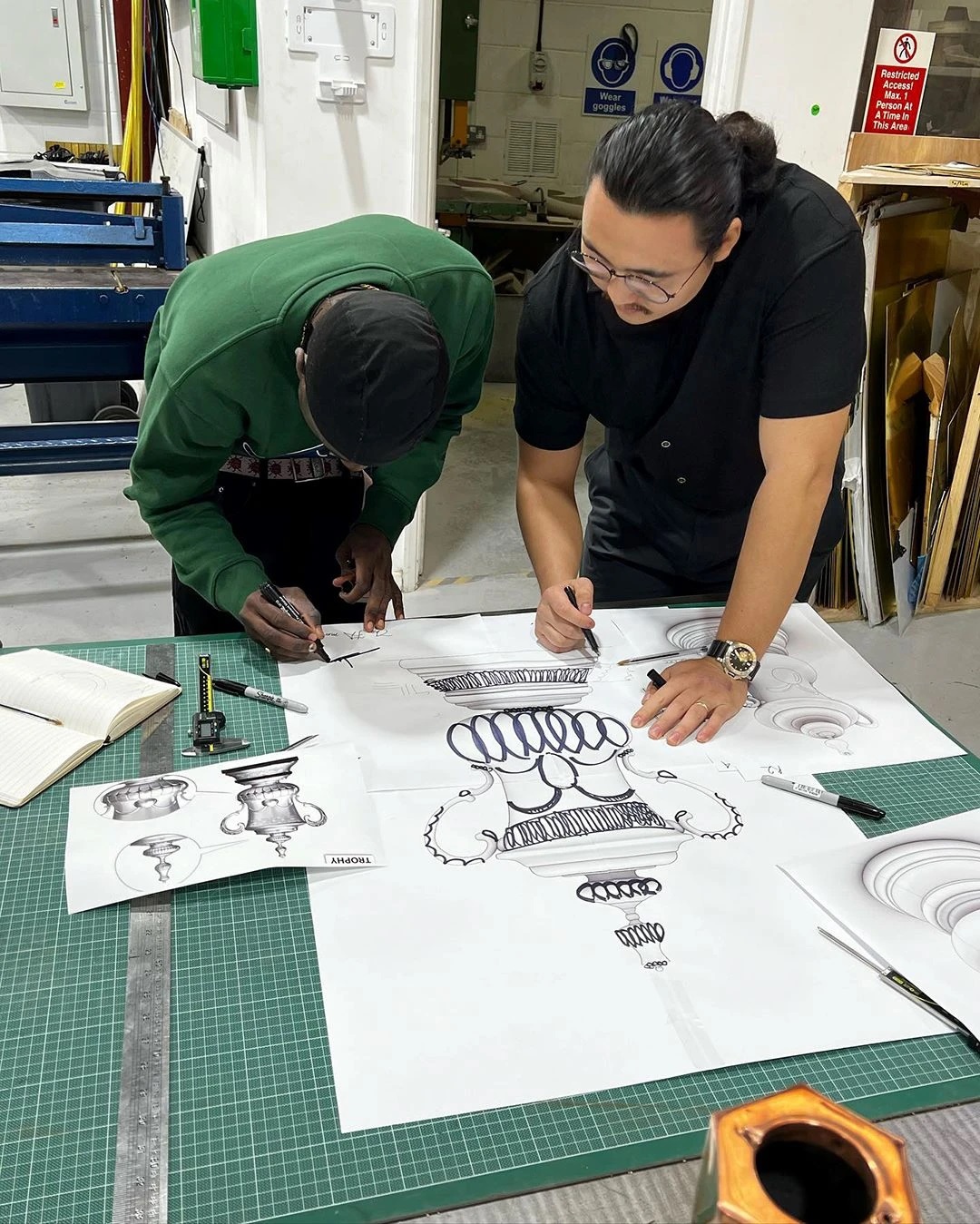 Slawn FA Cup - Thomas Lyte - Sketching Signature