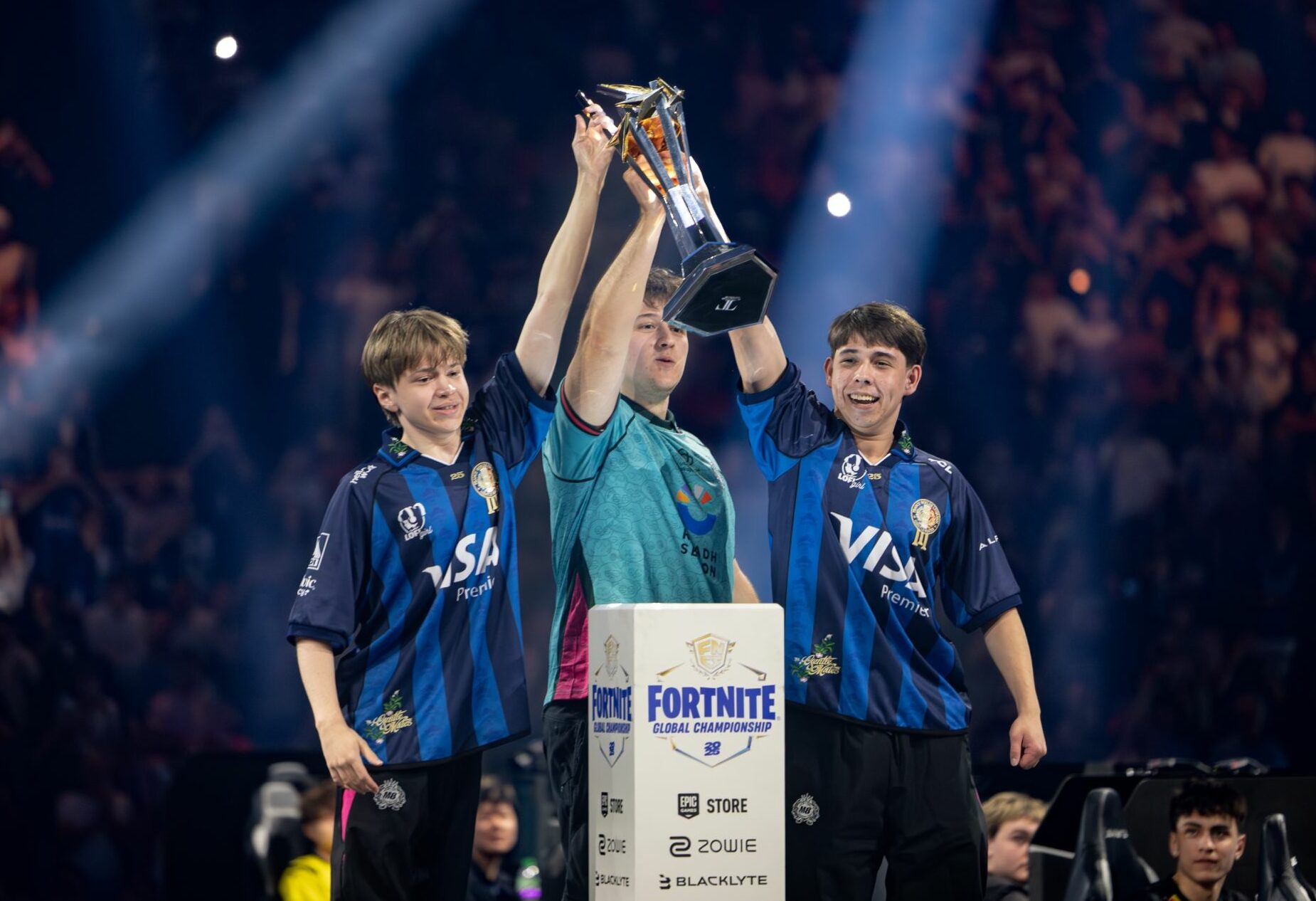 FNCS Fortnite GC 2025 trophy lift - Thomas Lyte Logo (Landscape)