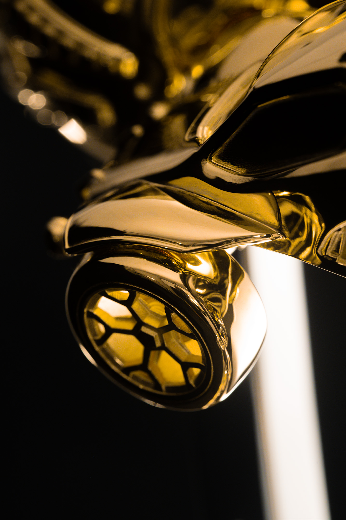 Rocket League World Championship trophy designed and made by Thomas Lyte detail