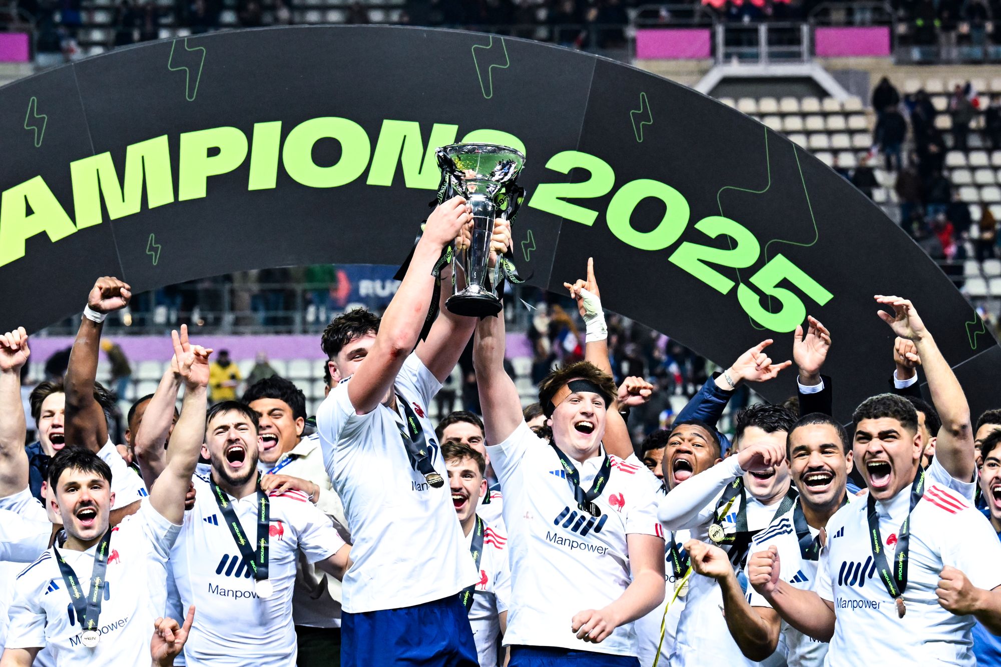 U20 six nations trophy - france trophy lift - thomas lyte rugby trophy designers and makers